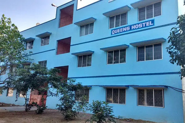 Separate Hostels (Boys & Girls)